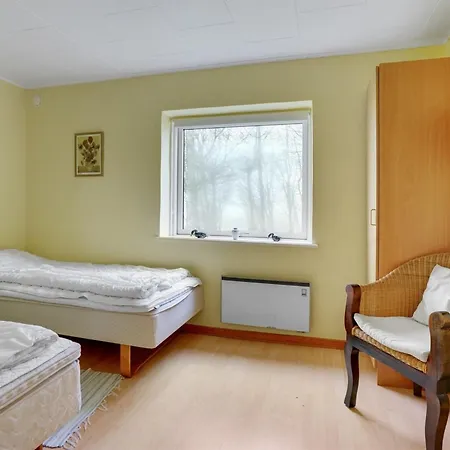 Ambrosius - 75m From The Sea By Interhome *