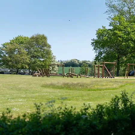 Ambrosius - 75m From The Sea By Interhome